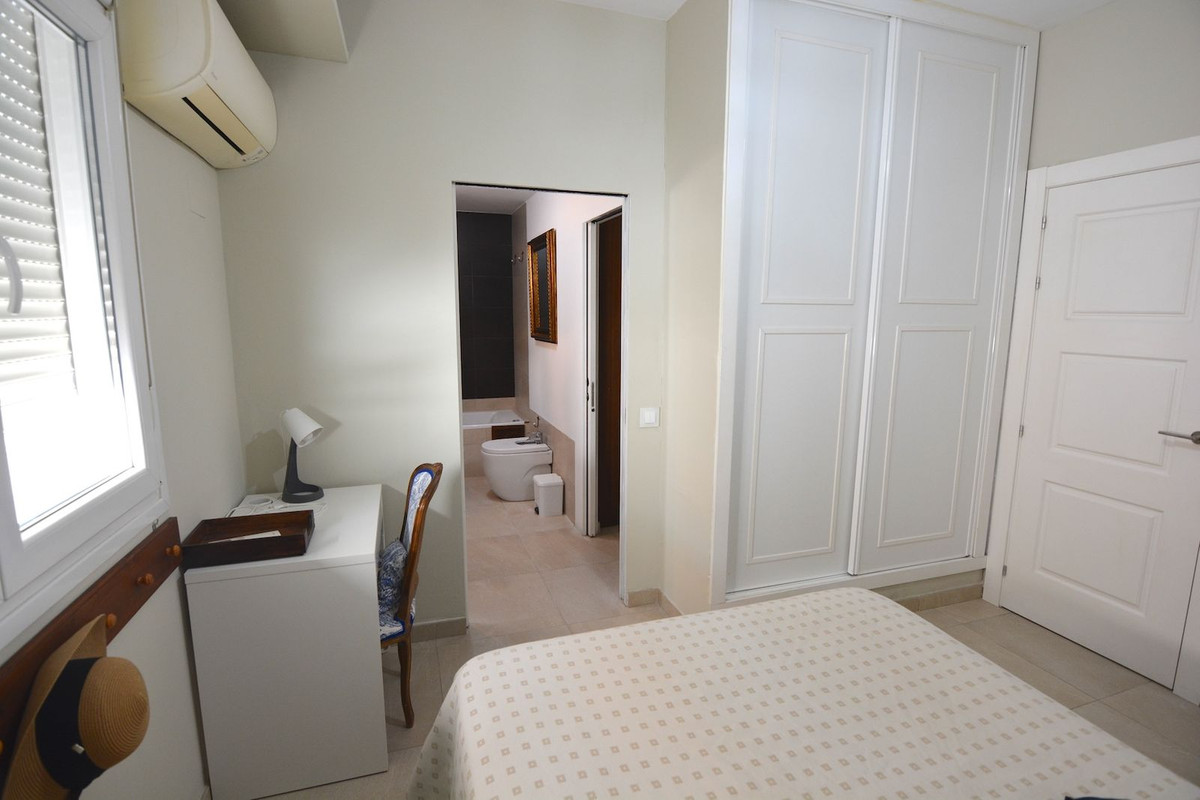 9e49cc70e3b1b221edcbbb2604136e44 - 23