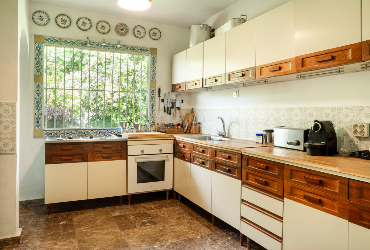 9fdd9908814853979eb041be3f0ea8ff - 13