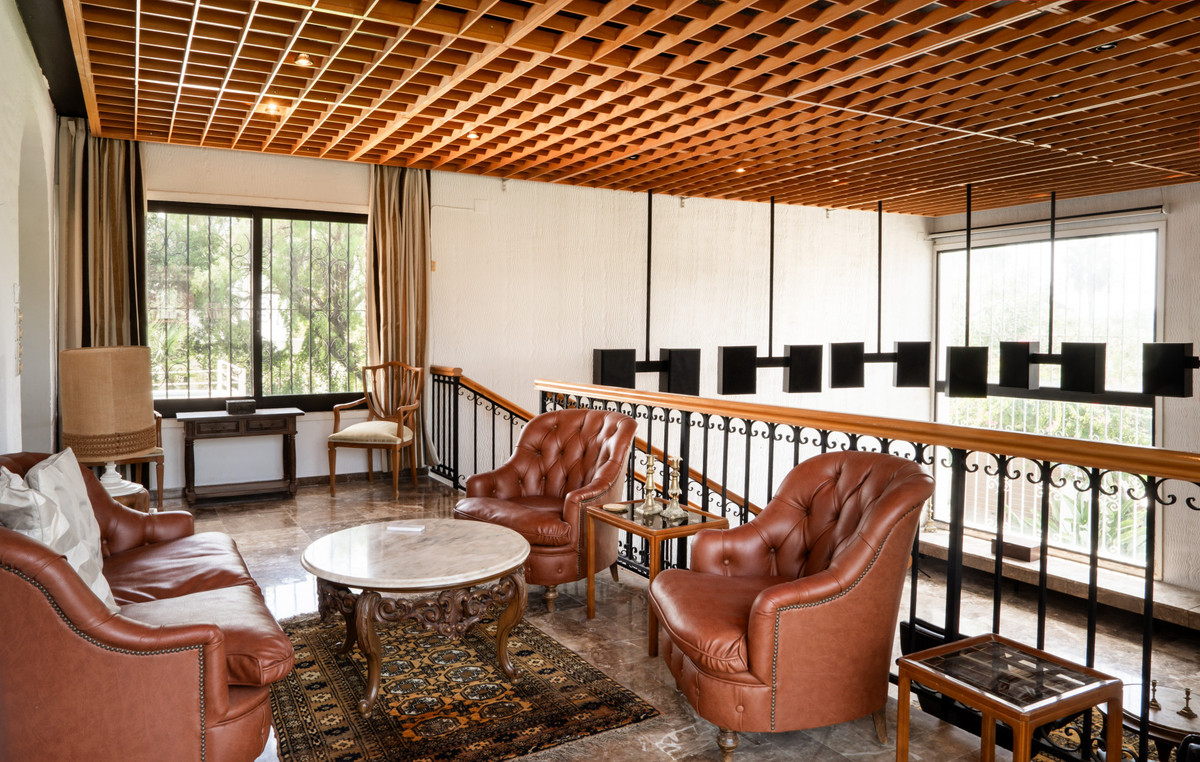 9fdd9908814853979eb041be3f0ea8ff - 18