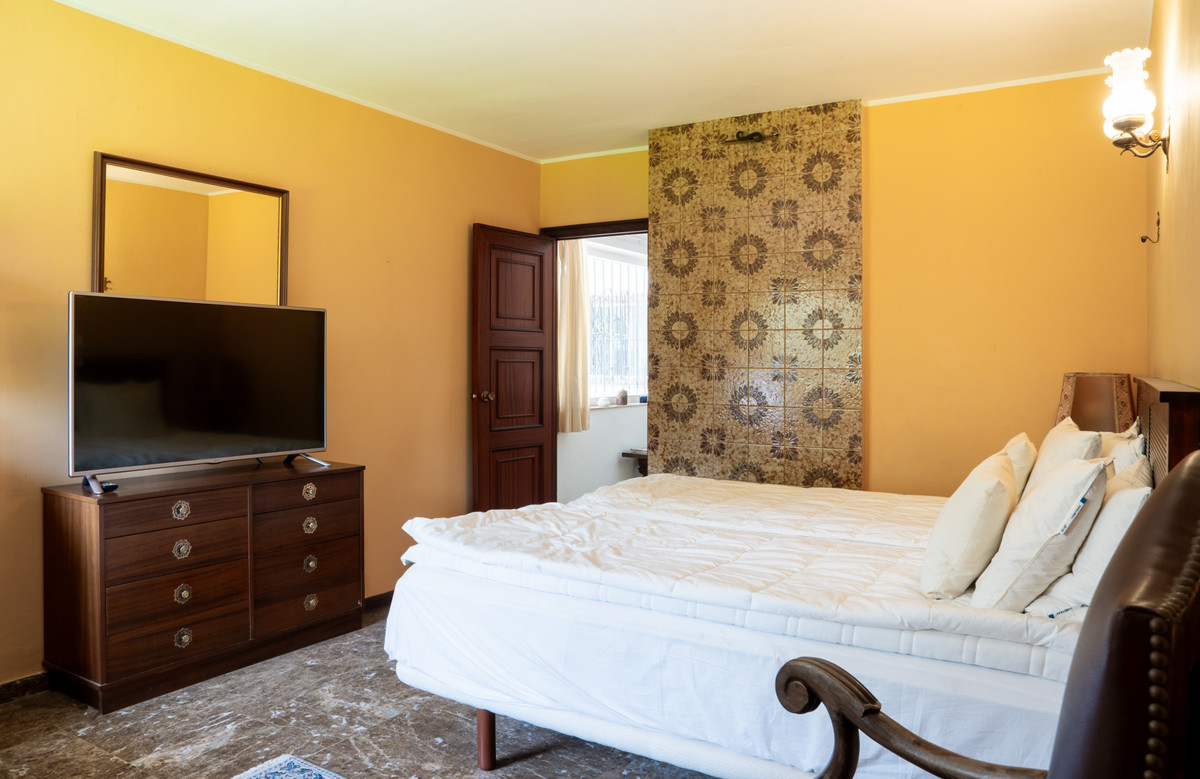 9fdd9908814853979eb041be3f0ea8ff - 25