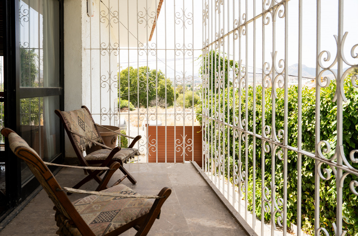 9fdd9908814853979eb041be3f0ea8ff - 28