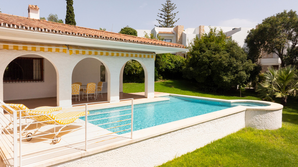 9fdd9908814853979eb041be3f0ea8ff - 35