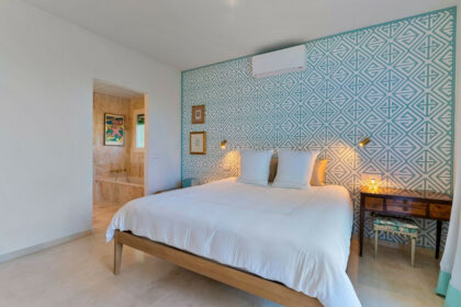 a6098dd2606b4f891792912007e636a5 - 16