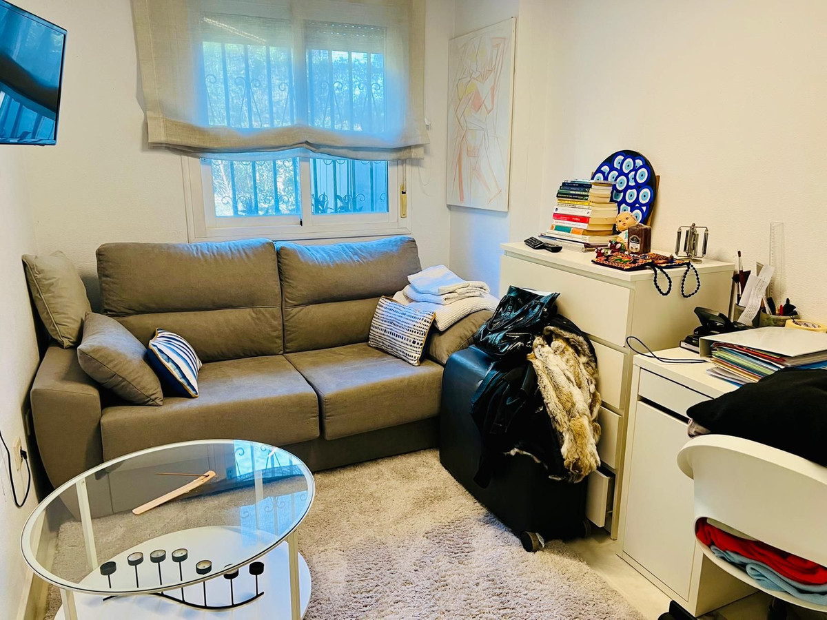 a67b51a0660ae3cb90b8a4658390b857 - 17