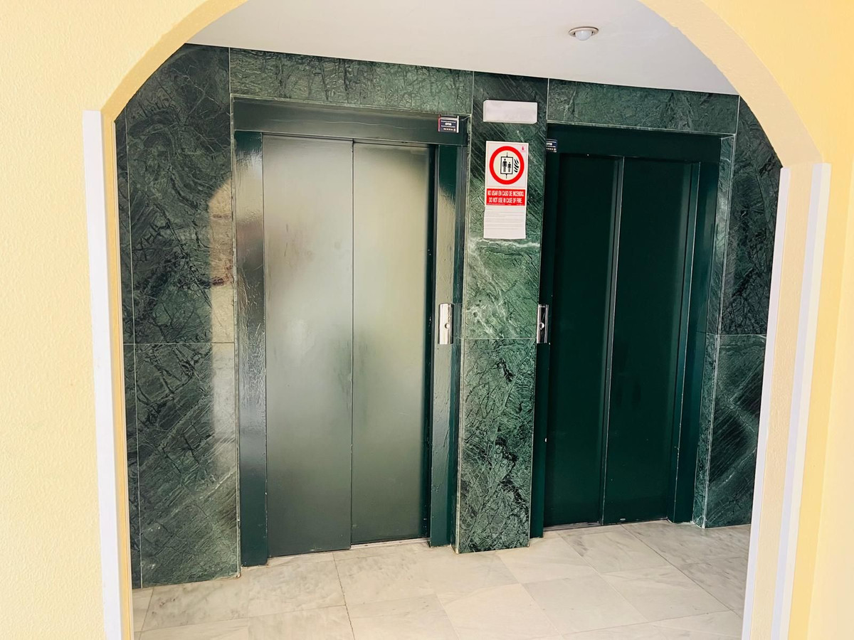 a67b51a0660ae3cb90b8a4658390b857 - 20