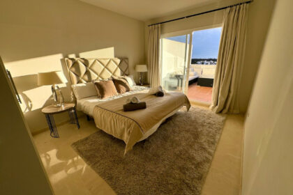 a825f1bc8e4e531eabcb933b9055dc1e - 17