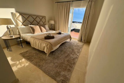 a825f1bc8e4e531eabcb933b9055dc1e - 21