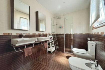 a93af38091c1de827f5124f2baf55f3c - 14