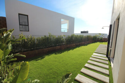 a9654f7db9a76f4e909c77b3feb16e21 - 42