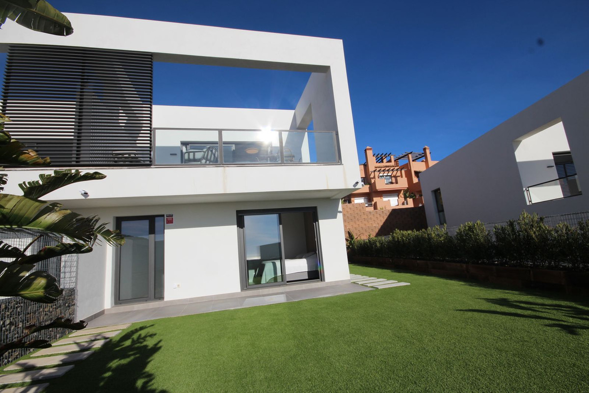 a9654f7db9a76f4e909c77b3feb16e21 - 43