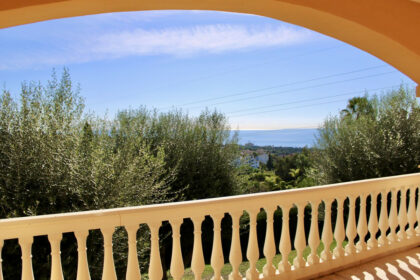 ab16b7552df16b2359eb4ad4b6391bcf - 15