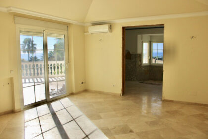 ab16b7552df16b2359eb4ad4b6391bcf - 22