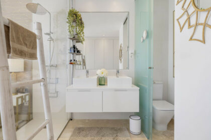 ab373a8b7125f16c5b4e28739180b44e - 24