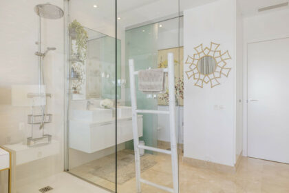 ab373a8b7125f16c5b4e28739180b44e - 25