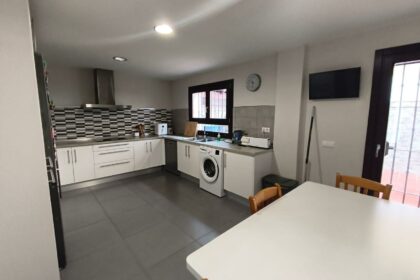 ac147007298e24802d9efffe4b83c04f - 15