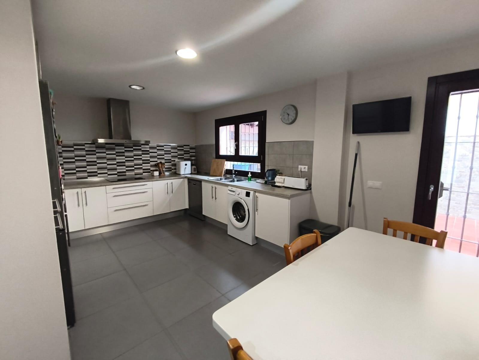 ac147007298e24802d9efffe4b83c04f - 15