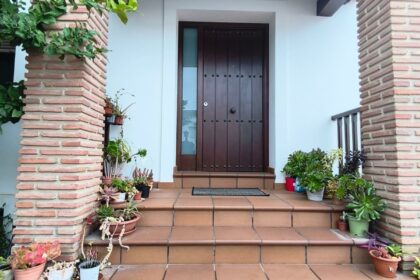 ac147007298e24802d9efffe4b83c04f - 2