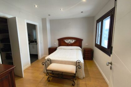 ac147007298e24802d9efffe4b83c04f - 24