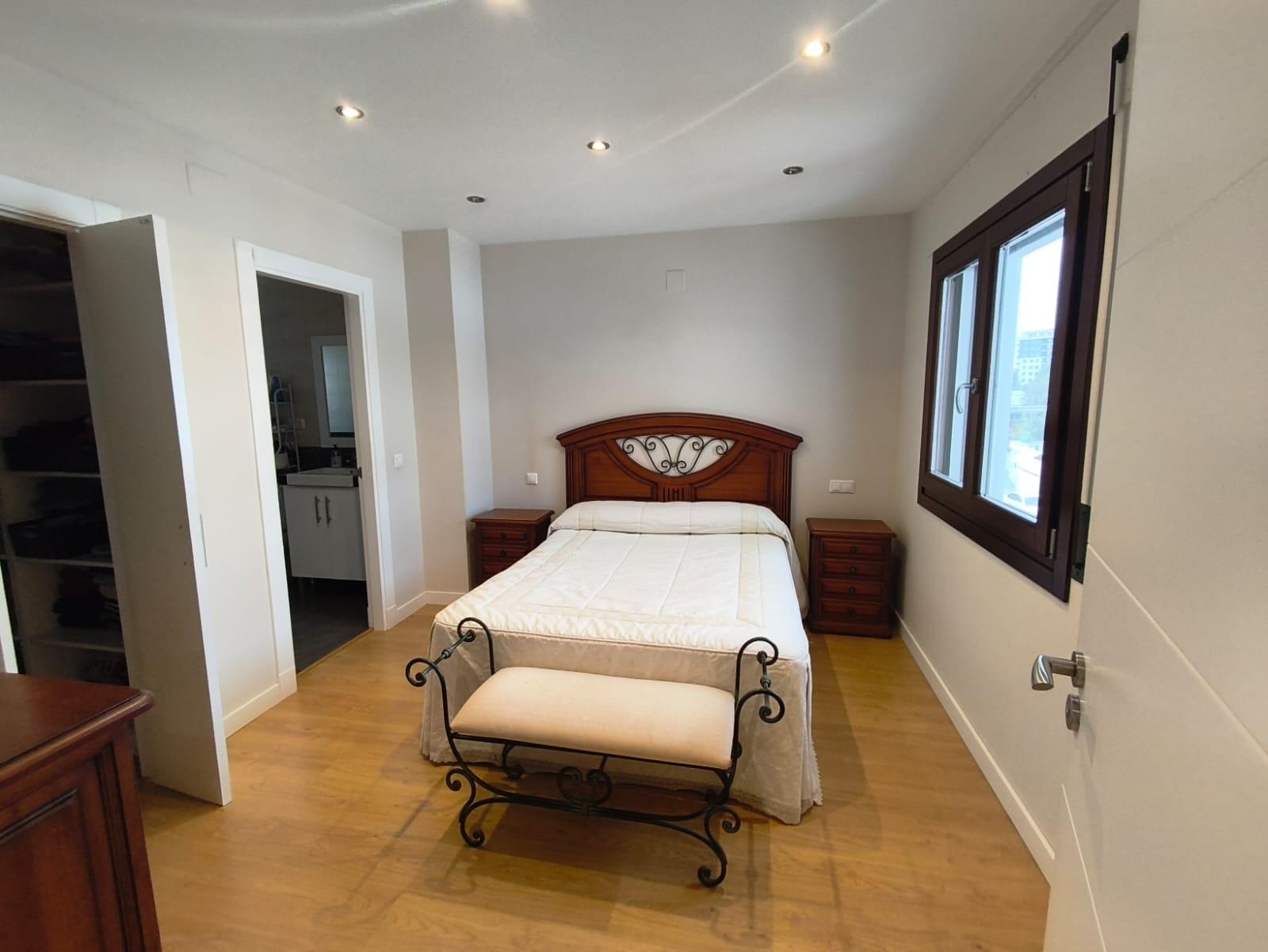 ac147007298e24802d9efffe4b83c04f - 24