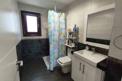 ac147007298e24802d9efffe4b83c04f - 25