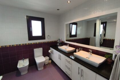 ac147007298e24802d9efffe4b83c04f - 26