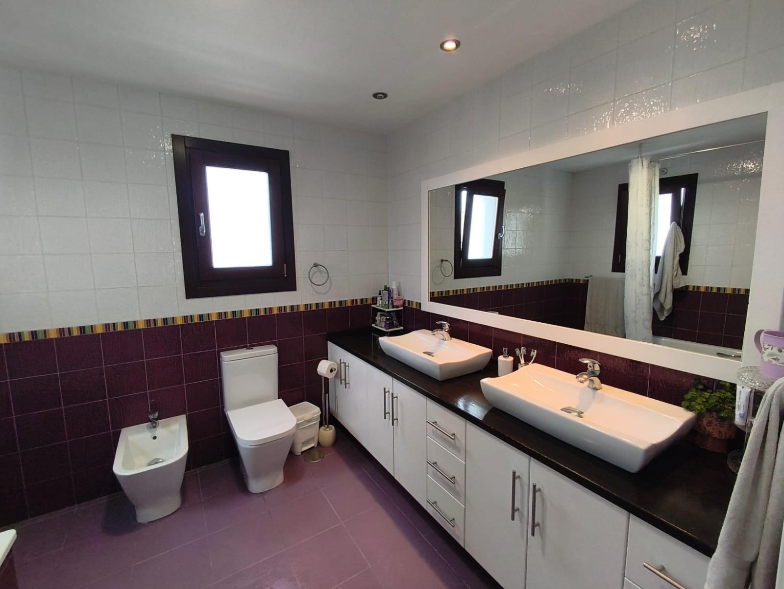 ac147007298e24802d9efffe4b83c04f - 26