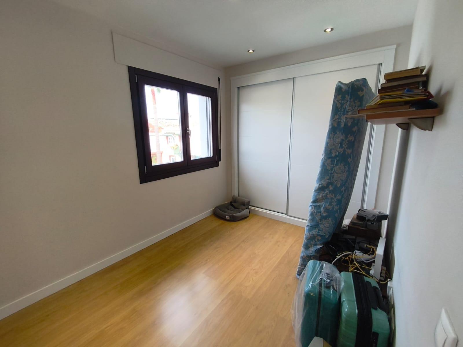 ac147007298e24802d9efffe4b83c04f - 32