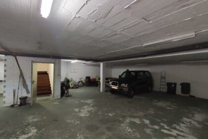 ac147007298e24802d9efffe4b83c04f - 35