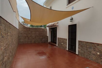 ac147007298e24802d9efffe4b83c04f - 37