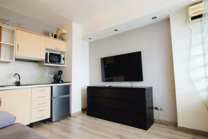 ad52c5f8b60b5eaf5e4286c721686599 - 9