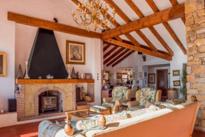 aed2018a579a3f87167c6756aee7974c - 20