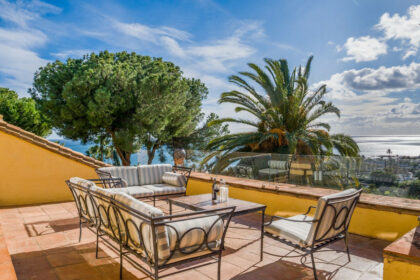 aed2018a579a3f87167c6756aee7974c - 24