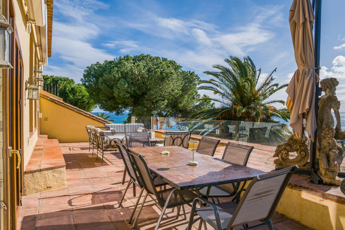 aed2018a579a3f87167c6756aee7974c - 25