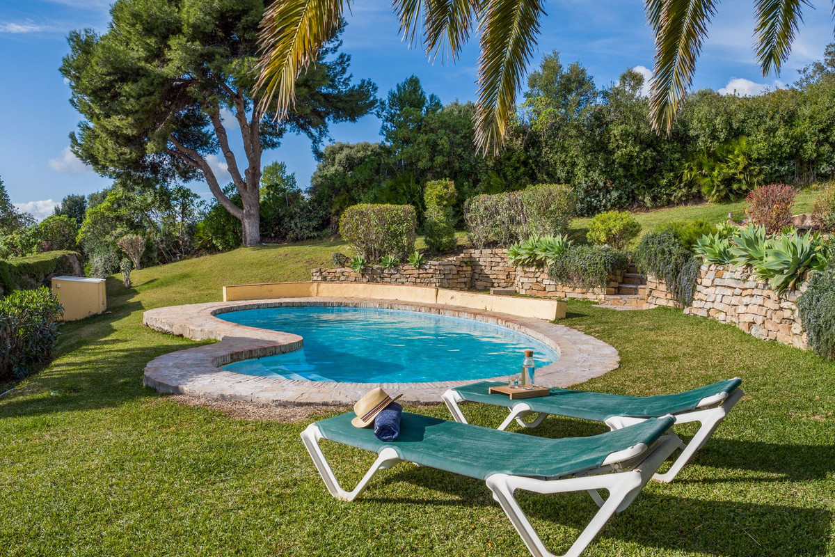 aed2018a579a3f87167c6756aee7974c - 34