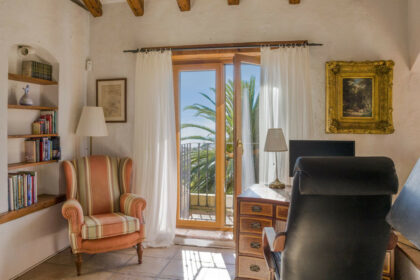 aed2018a579a3f87167c6756aee7974c - 44