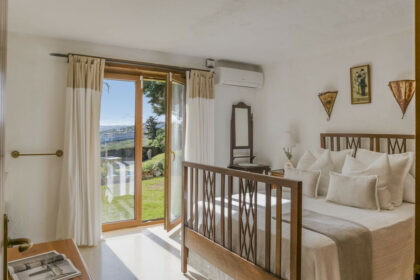 aed2018a579a3f87167c6756aee7974c - 50