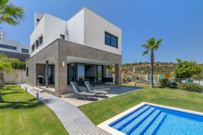 b3505816dfac0b82252ff65e0aeb9d26 - 21