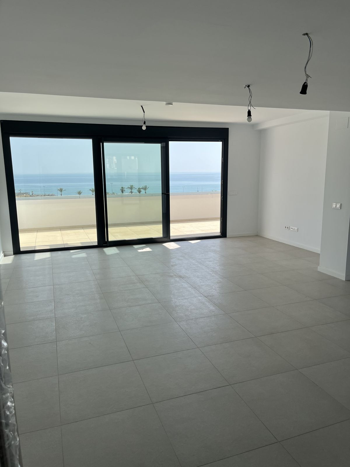 b3f9aecd9c2a56da863167ad00f27458 - 19