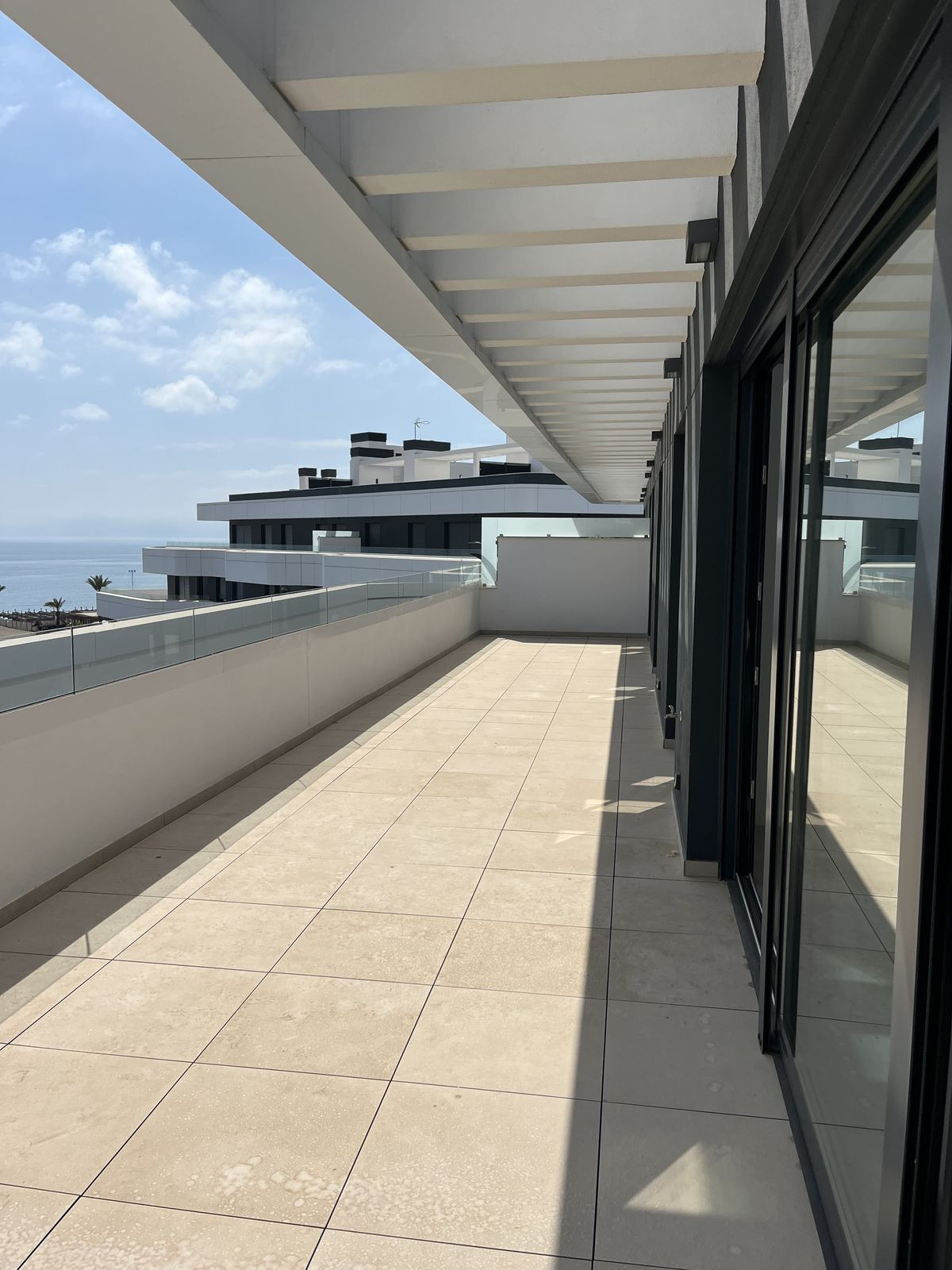 b3f9aecd9c2a56da863167ad00f27458 - 2