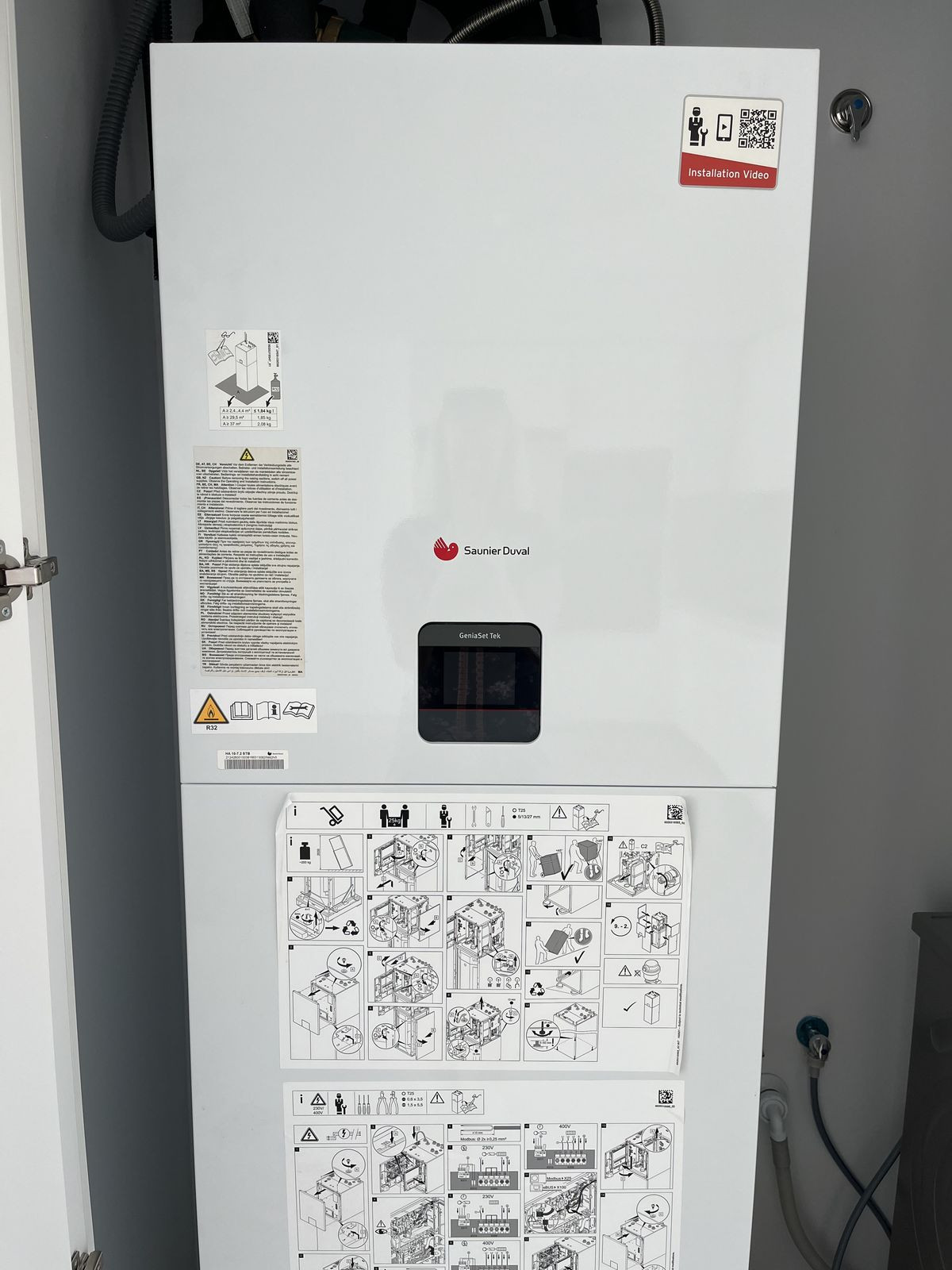 b3f9aecd9c2a56da863167ad00f27458 - 32