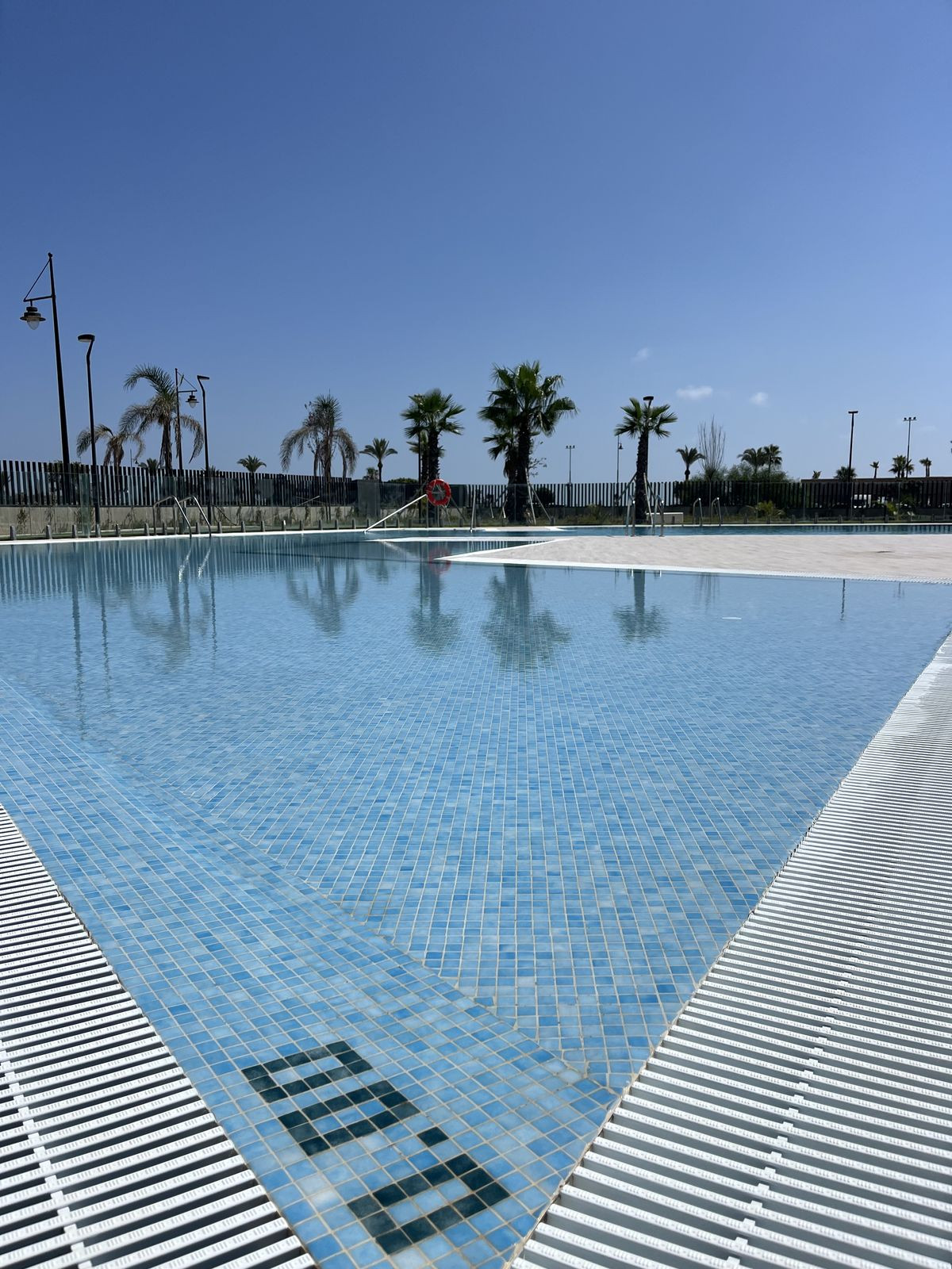 b3f9aecd9c2a56da863167ad00f27458 - 82