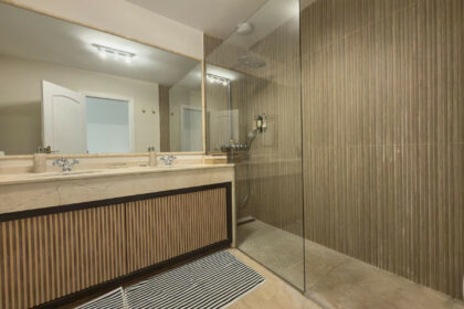 b63451b89e7aab16d601e1de491f9db7 - 13