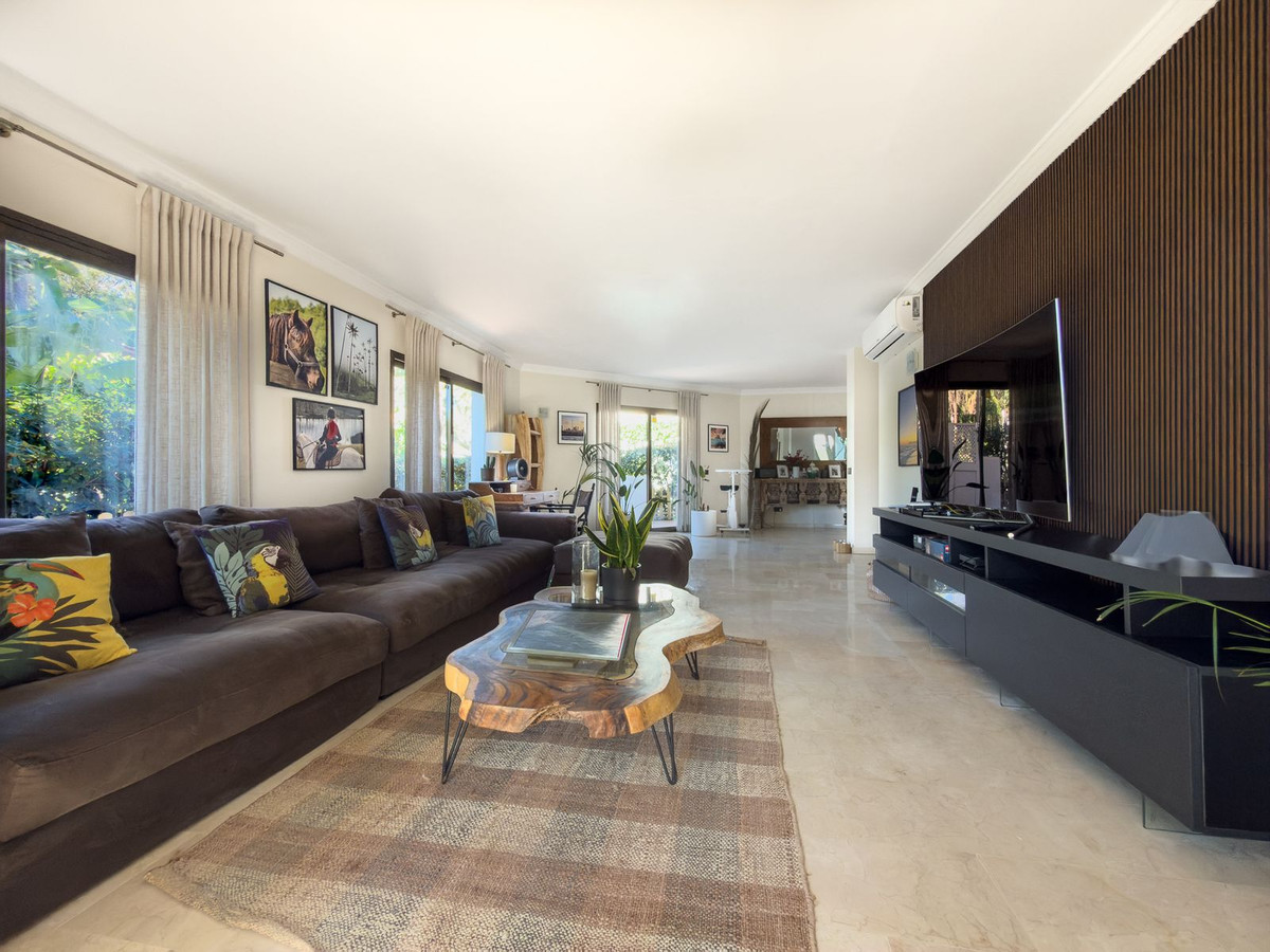 b63451b89e7aab16d601e1de491f9db7 - 2