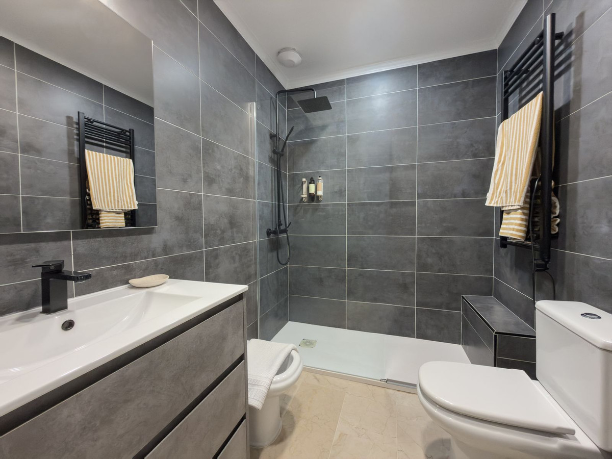 b63451b89e7aab16d601e1de491f9db7 - 29