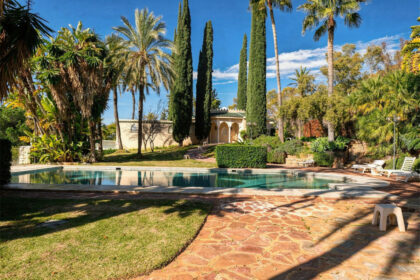 b6a3983b35454cf38ccc930065d90605 - 11