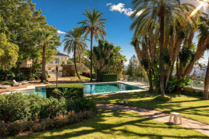 b6a3983b35454cf38ccc930065d90605 - 18