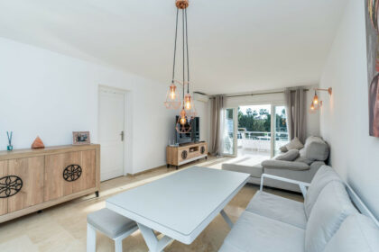 b6d1a27efb81925a727cb4701e39f186 - 21