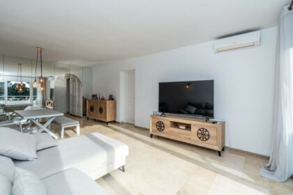 b6d1a27efb81925a727cb4701e39f186 - 22