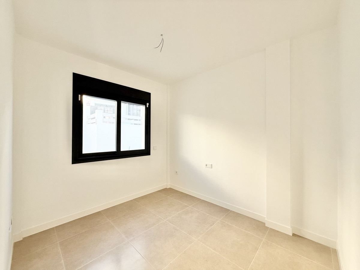 b833a8e286001d497f0059f4786e09e9 - 13