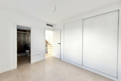 b833a8e286001d497f0059f4786e09e9 - 22